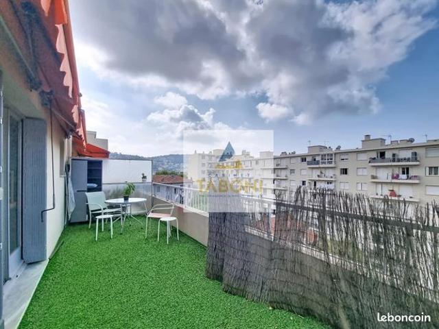 Studio 1 pièce 30 m²