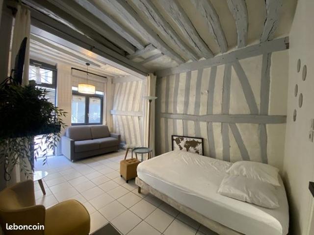 Studio 1 pièce 30 m²