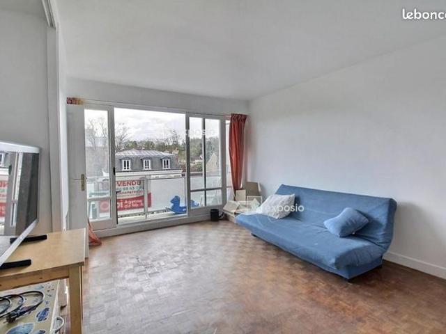 Studio 1 pièce 30 m²