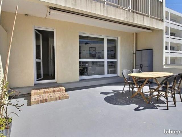 Studio 1 pièce 30 m²