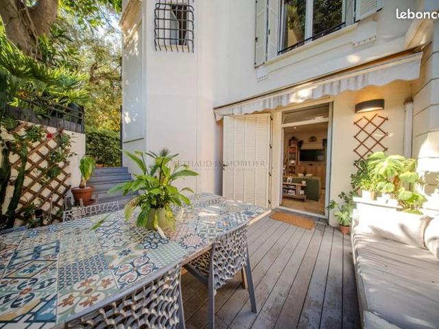 Studio 1 pièce 30 m²