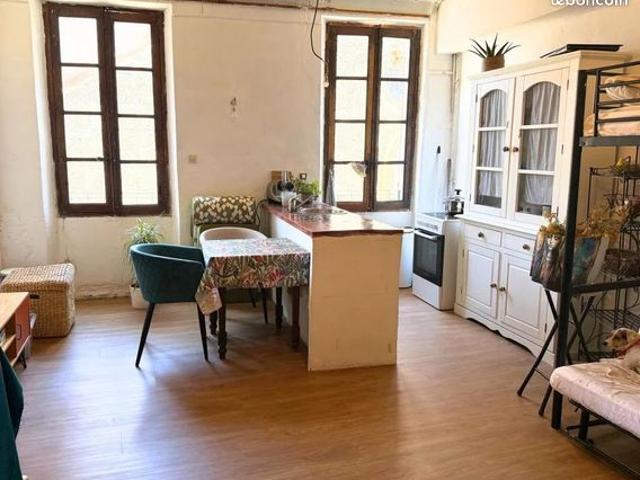 Studio 1 pièce 30 m²