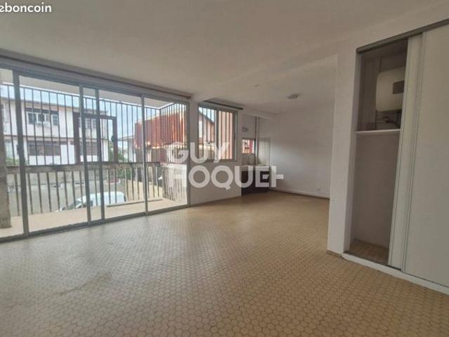 Studio 1 pièce 30 m²