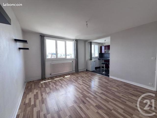 Studio 1 pièce 30 m²