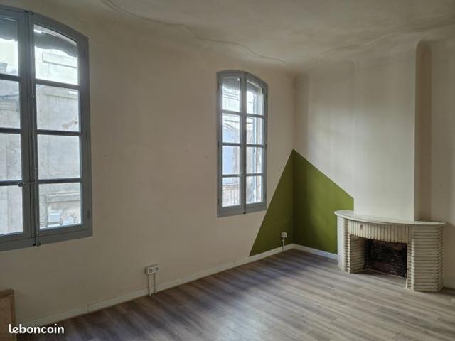 Studio 1 pièce 30 m²
