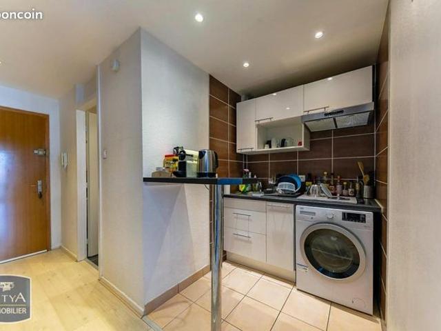 Studio 1 pièce 30 m²