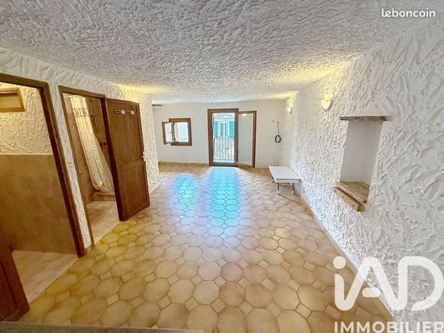 Studio 1 pièce 30 m²