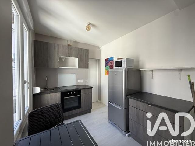 Studio 1 pièce 30 m²