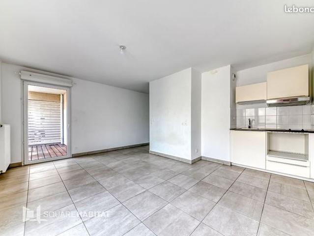 Studio 1 pièce 30 m²