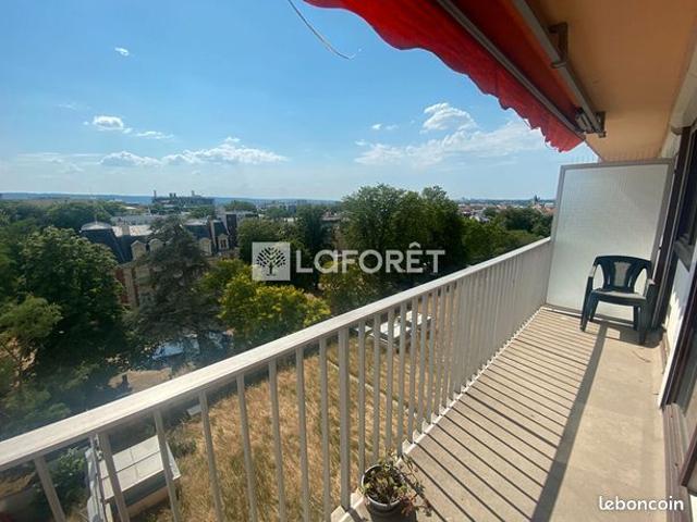 Studio 1 pièce 30 m²