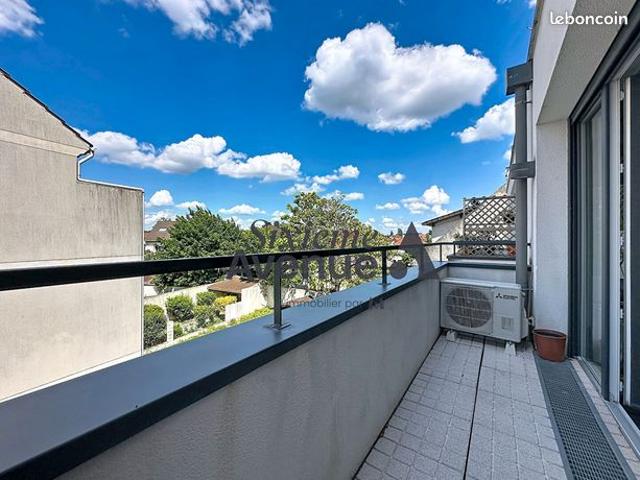 Studio 1 pièce 30 m²