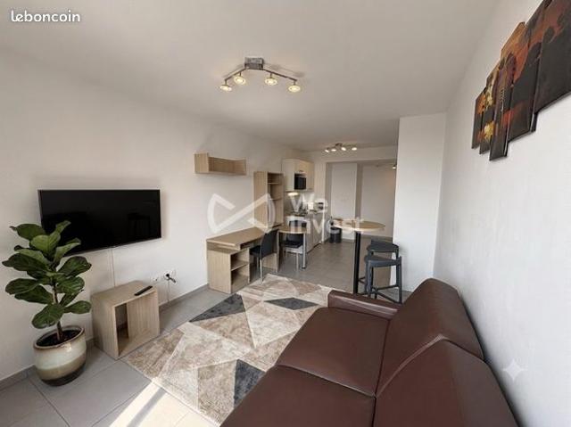 Studio 1 pièce 30 m²