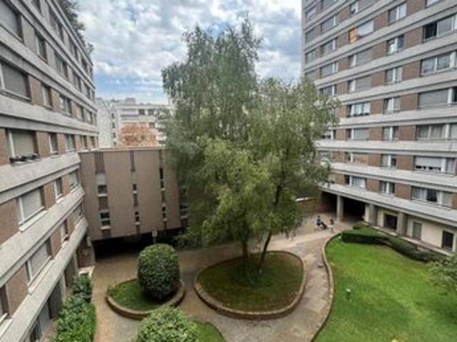 Studio 1 pièce 30 m²