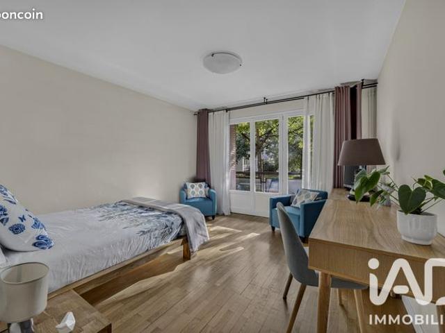 Studio 1 pièce 30 m²