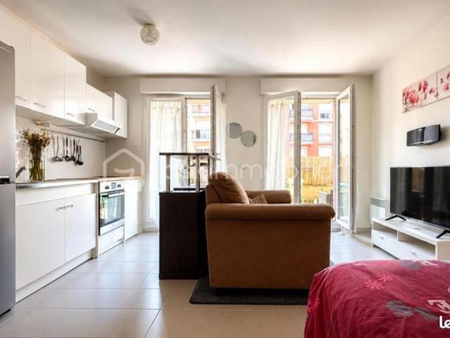 Studio 1 pièce 30 m²