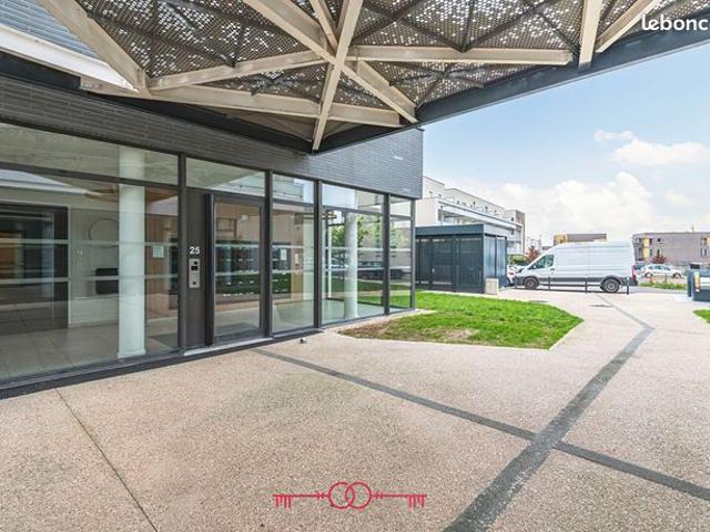Studio 1 pièce 30 m²