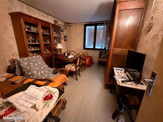 Studio 1 pièce 30 m²