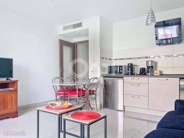 Studio 1 pièce 30 m²