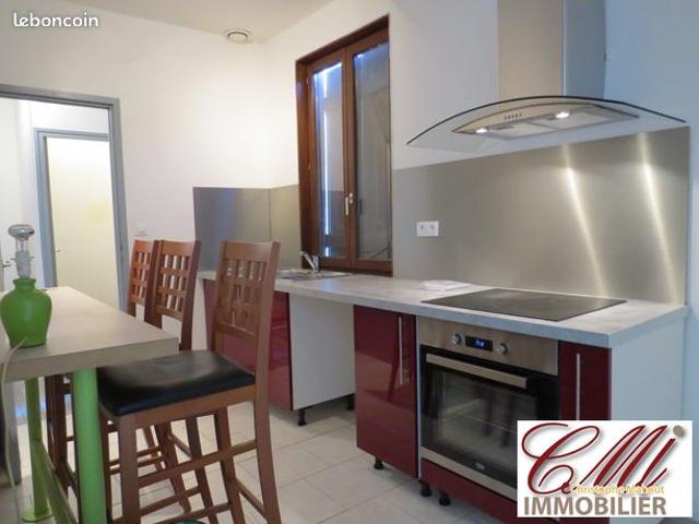 Studio 1 pièce 30 m²