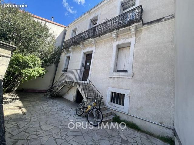 Studio 1 pièce 31 m²