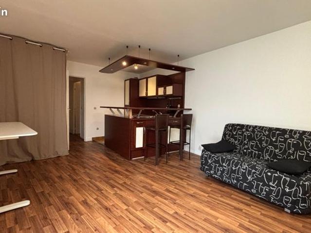 Studio 1 pièce 31 m²