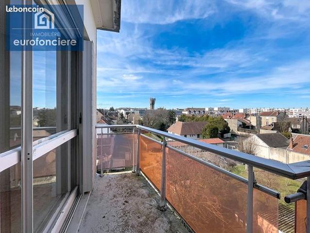 Studio 1 pièce 31 m²