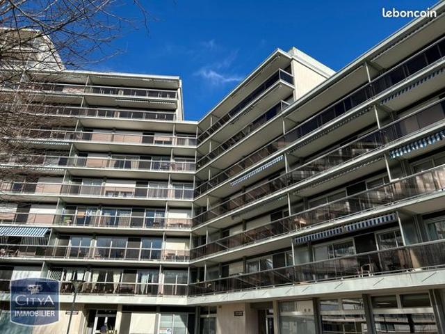 Studio 1 pièce 31 m²