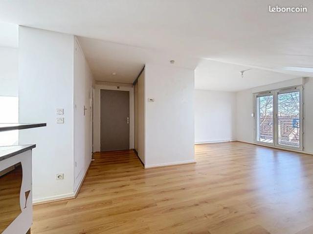 Studio 1 pièce 31 m²