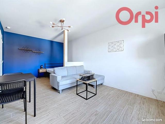 Studio 1 pièce 31 m²