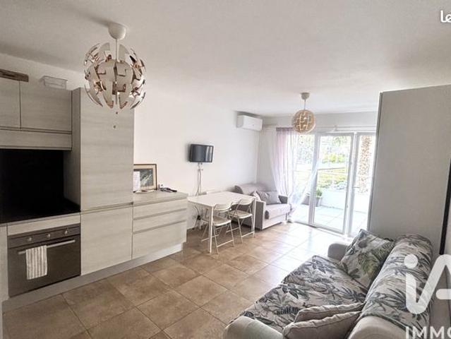 Studio 1 pièce 31 m²