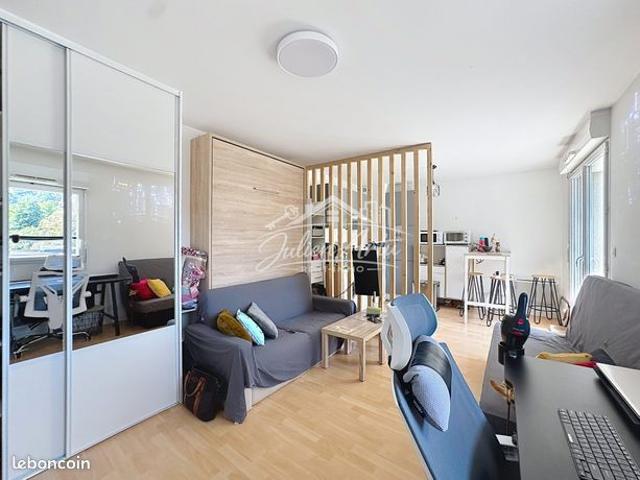 Studio 1 pièce 31 m²