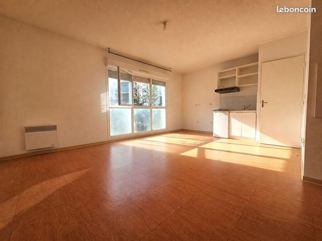 Studio 1 pièce 31 m²