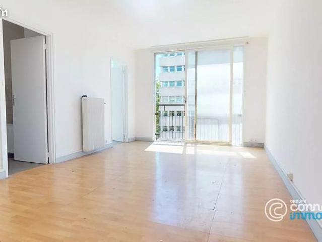 Studio 1 pièce 31 m²