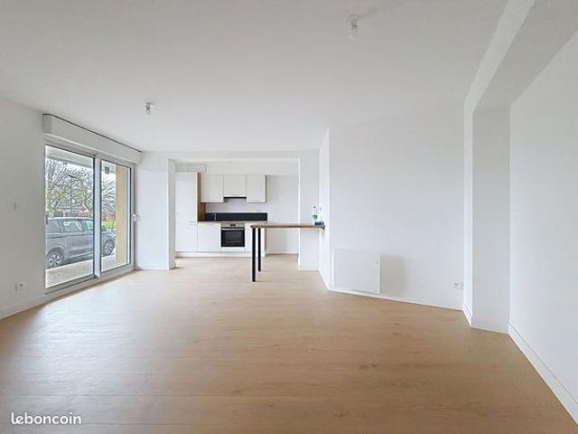 Studio 1 pièce 31 m²