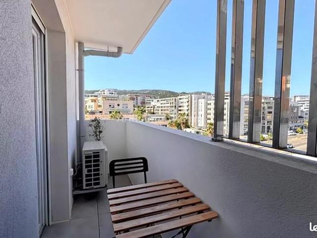 Studio 1 pièce 31 m²