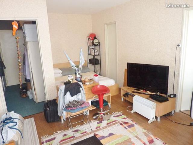 Studio 1 pièce 31 m²