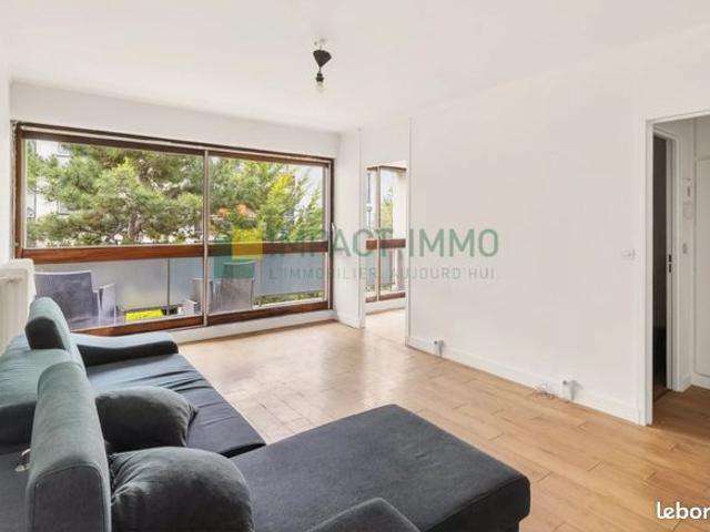 Studio 1 pièce 31 m²