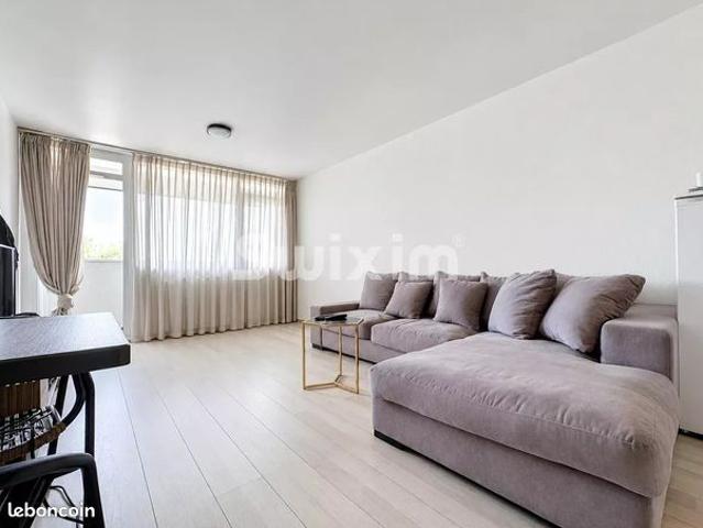 Studio 1 pièce 31 m²