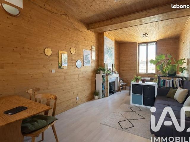 Studio 1 pièce 31 m²