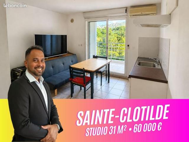 Studio 1 pièce 31 m²