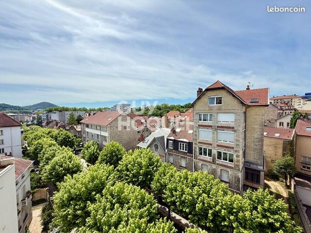 Studio 1 pièce 31 m²