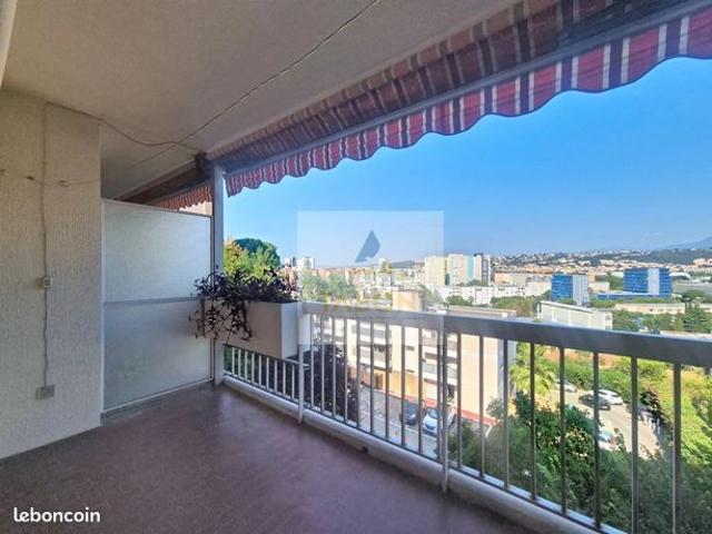 Studio 1 pièce 31 m²