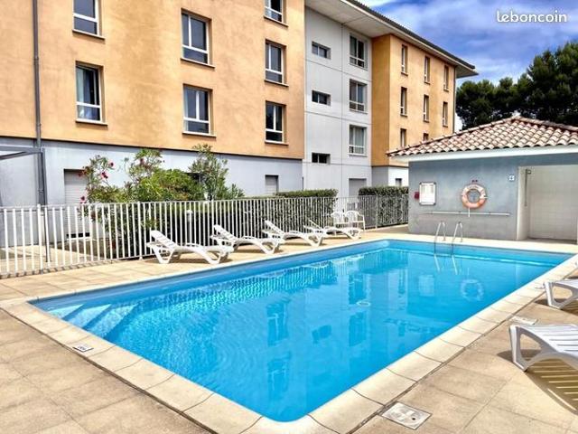 Studio 1 pièce 31 m²