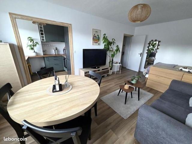 Studio 1 pièce 32 m²