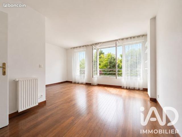 Studio 1 pièce 32 m²
