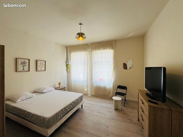 Studio 1 pièce 32 m²