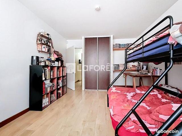 Studio 1 pièce 32 m²