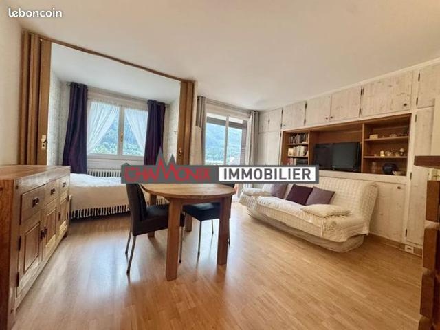 Studio 1 pièce 32 m²
