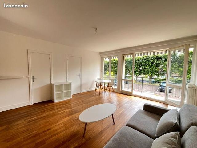 Studio 1 pièce 32 m²