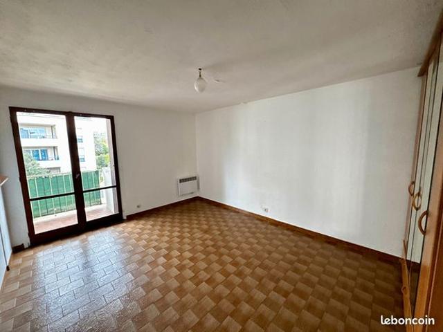 Studio 1 pièce 32 m²